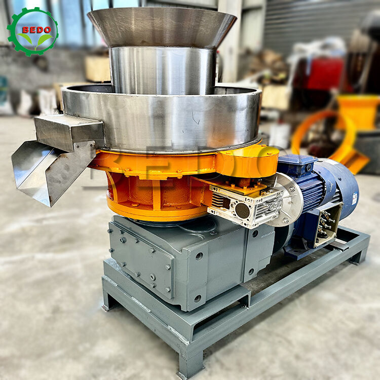 Maszyna do produkcji pelletu drzewnego o wydajności 500 kg/h ze stalową matrycą nierdzewną i łożyskami NSK dla wysokiej wydajności produkcji pelletu