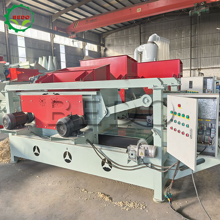 Przemysłowa maszyna do drzewoty z mocą głównego wału 7,5 kW*4 dla 1-2 mm grubości szyn i 3600 r/min prędkości obrotowej