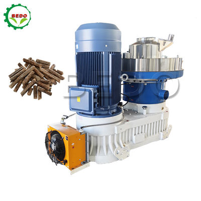 560mm Ring Die Wood Pellet Mill Z ZQ500 Reducer 380V napięcie