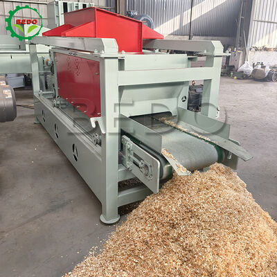 3600r/Min Wood Shavings Machine 380V Motor Automatic Animal Bedding Production Equipment